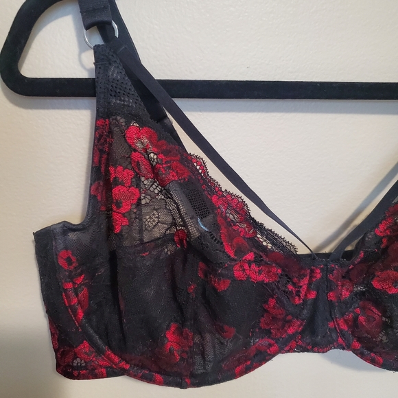 ✨️2/$30 Deesse Unlined Lace Bra - Picture 2 of 5